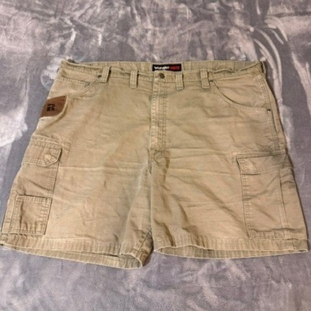 Wrangler Riggs Workwear Cargo Shorts Mens 46 Khaki Ripstop Cotton Relaxed Fit